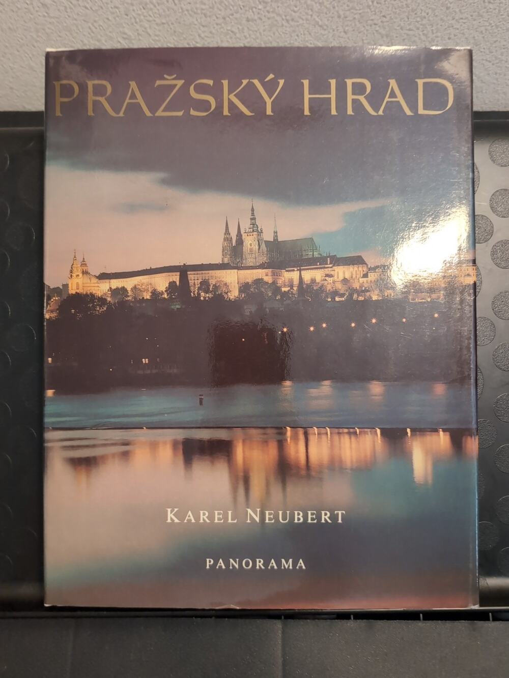 Prazsky Hrad Hardcover Karel Neubert 1990 Czech Edition Vintage Book